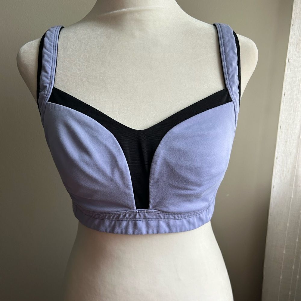 Lululemon Women’s Purple Athletic Sports Bra Size Unknown Great Condition